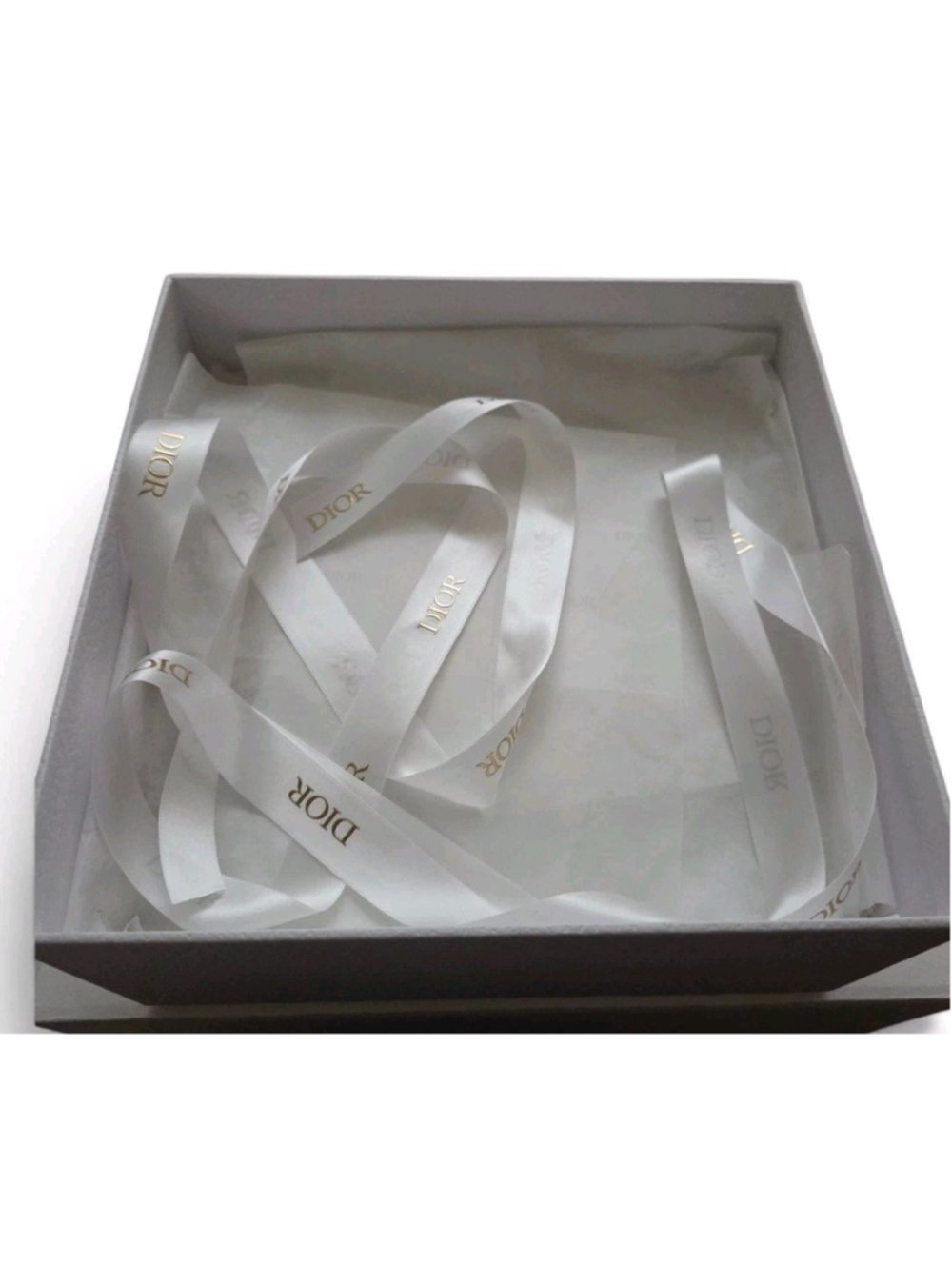 Dior Beauty Silver Cannage Compact Mirror&Lipstick Set In Beatiful Large Box - Picture 2 of 11